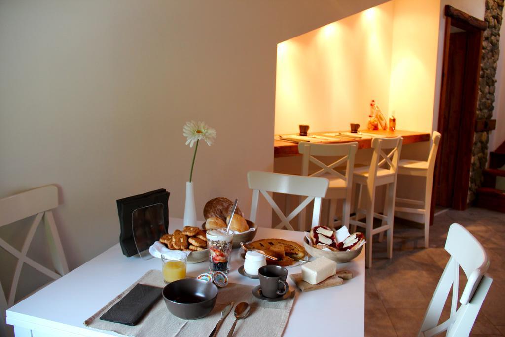 Mortirolo Bed & Breakfast Mazzo di Valtellina Стая снимка